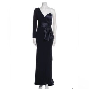 Elegant Navy Blue Evening Gown
